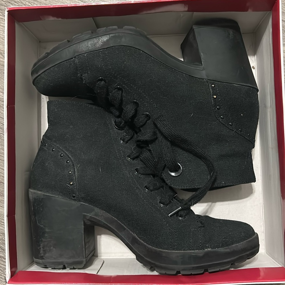 Xappeal Black heeled boots